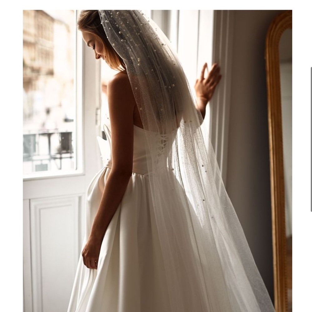 Millanova Ludovica Veil